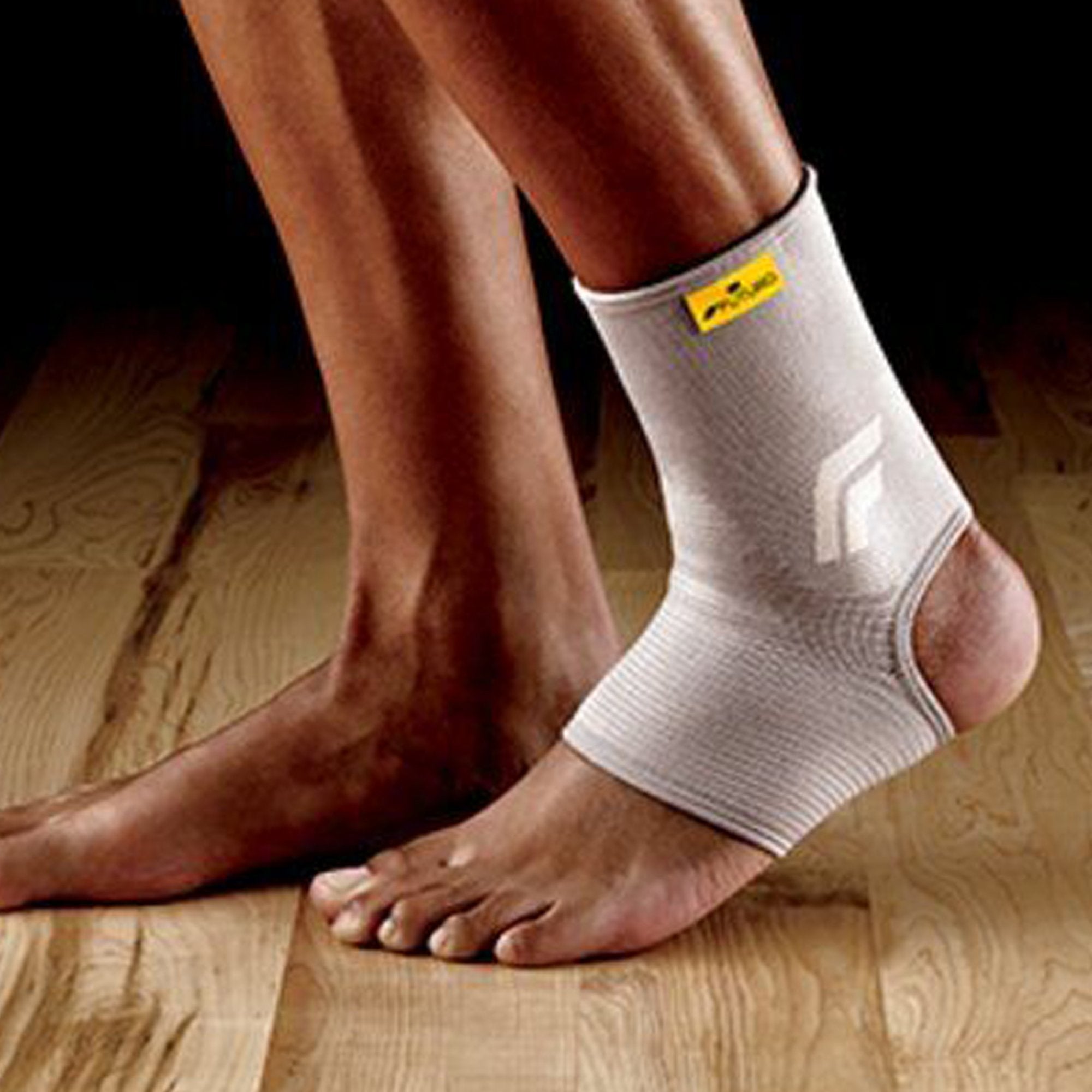 3M™ Futuro™ Comfort Lift™ 4-Way Stretch Ankle Support BX/3 Size Small