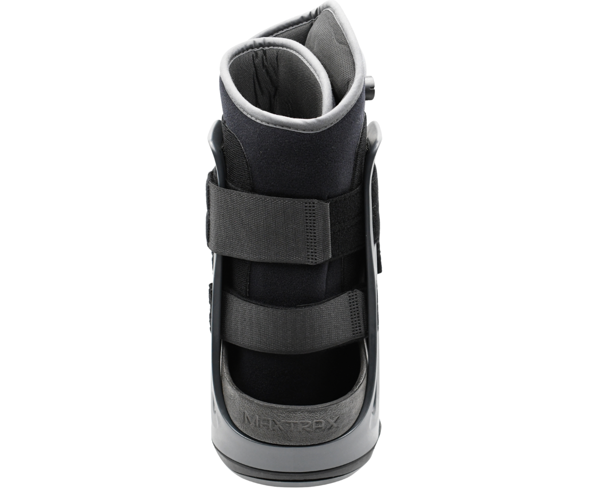 DJO  PROCARE MAXTRAX™ 2.0 Ankle Air Pneumatic Walker Boot, X-Large.